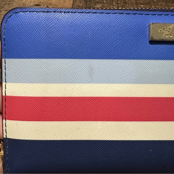 Kate Spade Laurel Way Neda Continental Striped Wallet - Picture 8 of 8